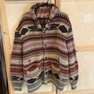 Men’s American Eagle button down sweater.